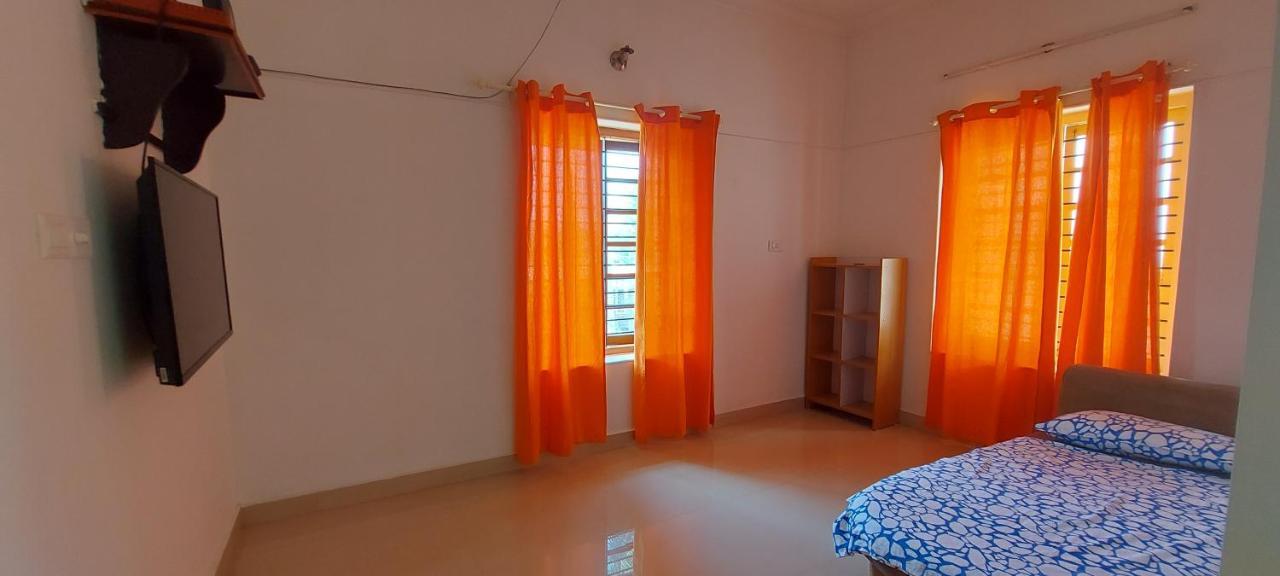 Orange Valley Homestay Trivandrum Thiruvananthapuram Bagian luar foto